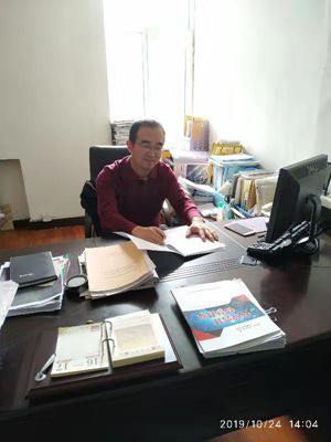 公司機關(guān)黨支部積極開展“不忘初心、牢記使命”主題教育答題活動1.png